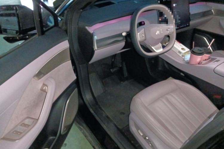Used ONVO L60 2024 60 kWh All-Wheel Drive Driver Seat