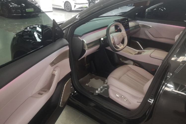 Used ONVO L60 2024 60 kWh Rear-Drive Version Driver Seat