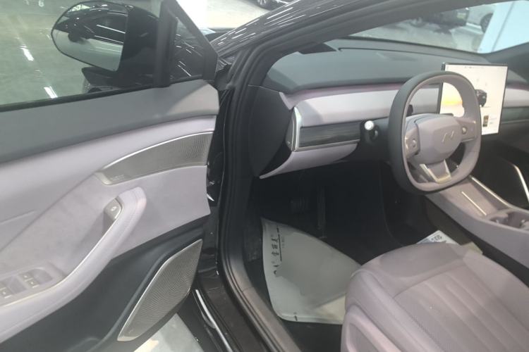 Used ONVO L60 2024 60 kWh Rear-Drive Version Driver Seat