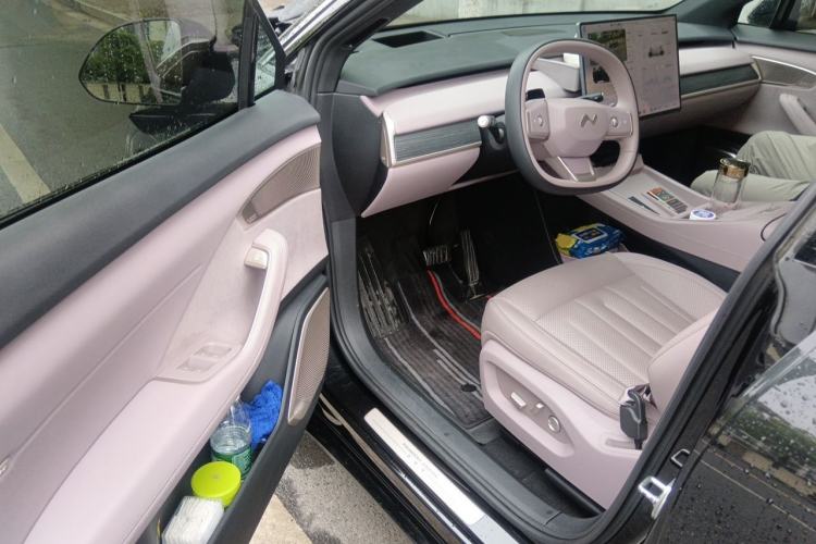 Used ONVO L60 2024 60 kWh All-Wheel Drive Driver Seat