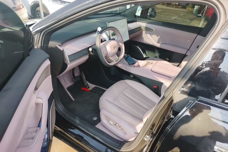 Used ONVO L60 2024 60 kWh Rear-Drive Version Driver Seat