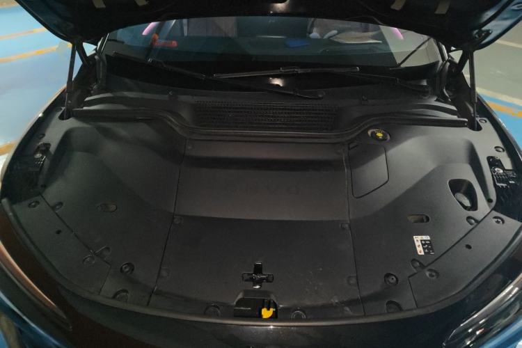 Used ONVO L60 2024 60 kWh All-Wheel Drive Engine Bay