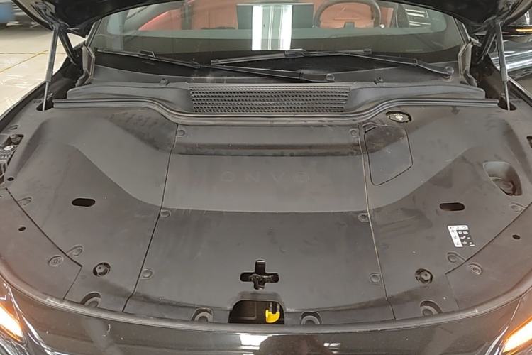 Used ONVO L60 2024 60 kWh Rear-Drive Version Engine Bay
