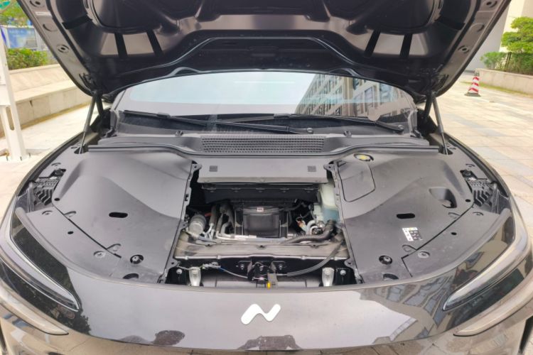 Used ONVO L60 2024 60 kWh All-Wheel Drive Engine Bay