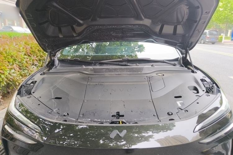 Used ONVO L60 2024 60 kWh Rear-Drive Version Engine Bay