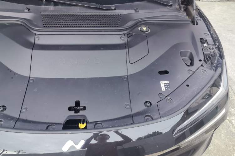 Used ONVO L60 2024 60 kWh Rear-Drive Version Engine Bay Left