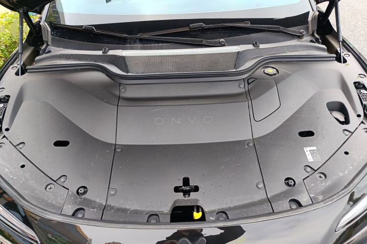 Used ONVO L60 2024 60 kWh Rear-Drive Version Engine Bay