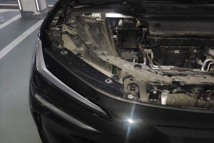 Used ONVO L60 2024 60 kWh Rear-Drive Version Engine Bay Right