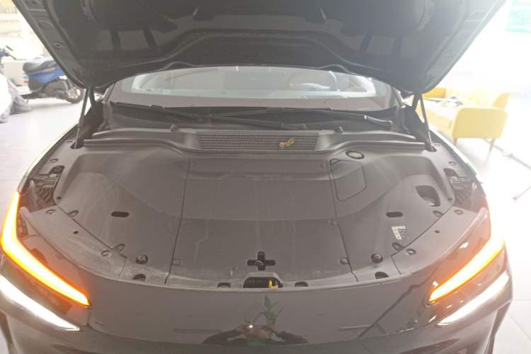 Used ONVO L60 2024 60 kWh Rear-Drive Version Engine Bay