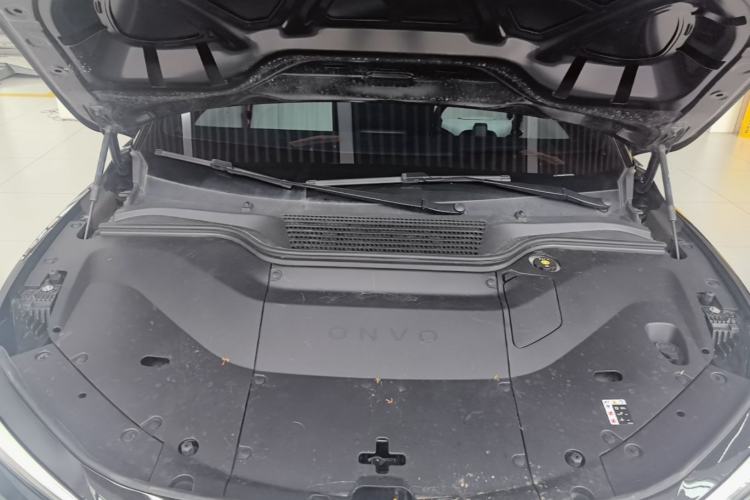 Used ONVO L60 2024 60 kWh All-Wheel Drive Engine Bay