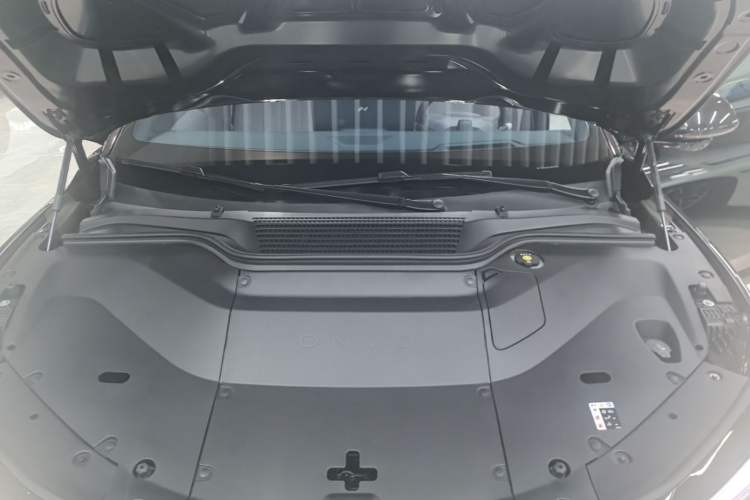 Used ONVO L60 2024 60 kWh Rear-Drive Version Engine Bay
