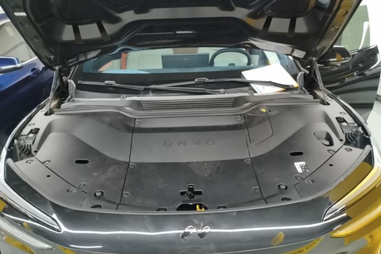Used ONVO L60 2024 60 kWh All-Wheel Drive Engine Bay