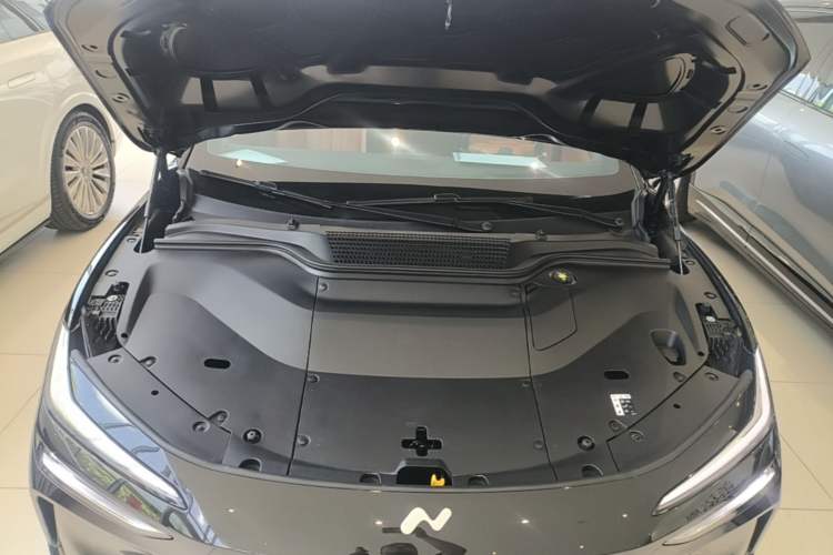 Used ONVO L60 2024 60 kWh Rear-Drive Version Engine Bay