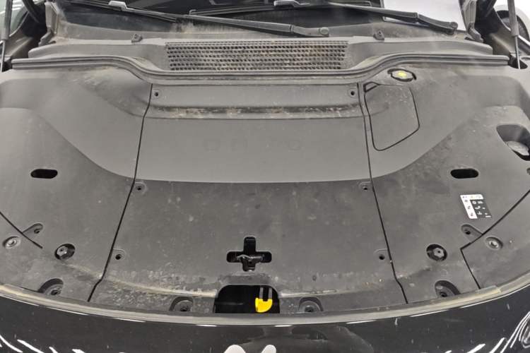 Used ONVO L60 2024 60 kWh Rear-Drive Version Engine Bay