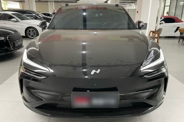 Used ONVO L60 2024 85 kWh All-Wheel Drive Exterior 1