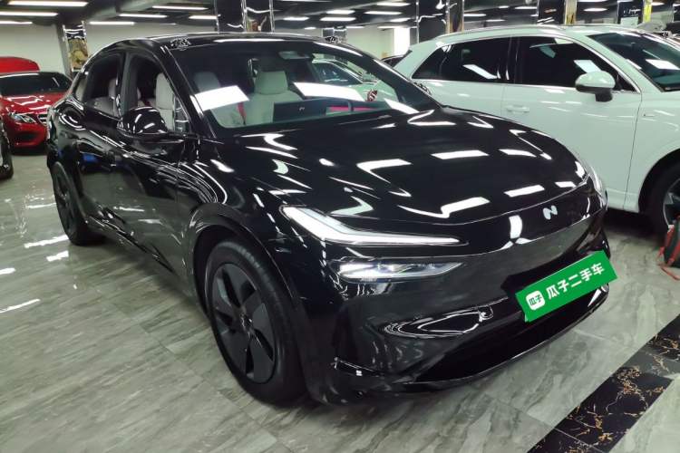 Used ONVO L60 2024 60 kWh Rear-Drive Version Exterior 1