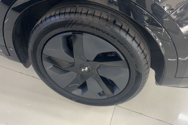Used ONVO L60 2024 60 kWh Rear-Drive Version Exterior 2