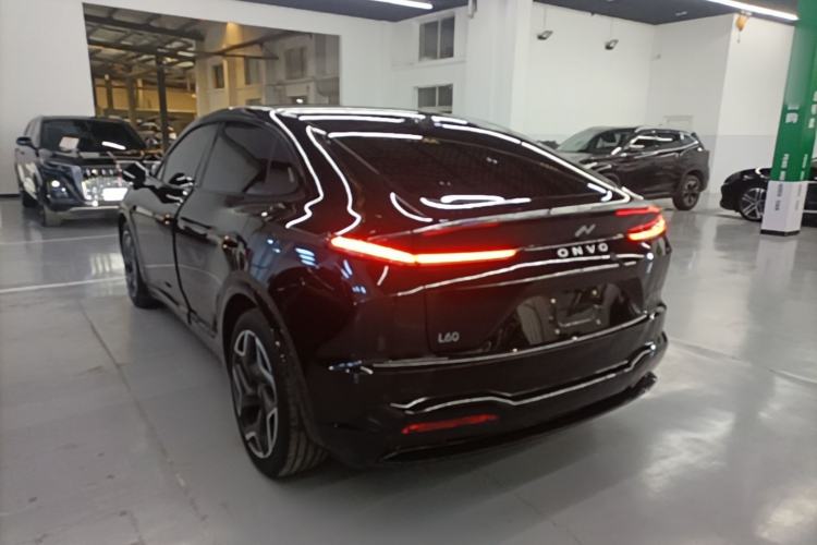 Used ONVO L60 2024 60 kWh Rear-Drive Version Exterior 2