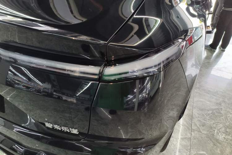 Used ONVO L60 2024 85 kWh Rear-Drive Version Exterior 3