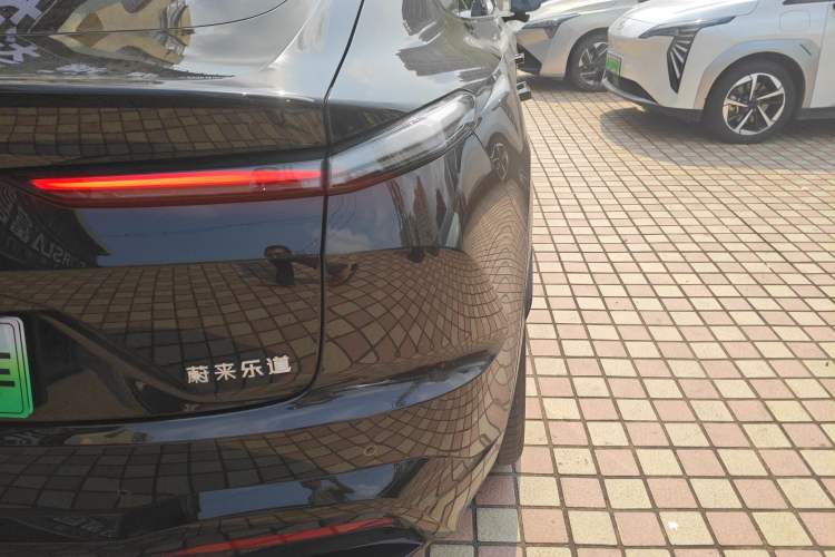 Used ONVO L60 2024 60 kWh Rear-Drive Version Exterior 3