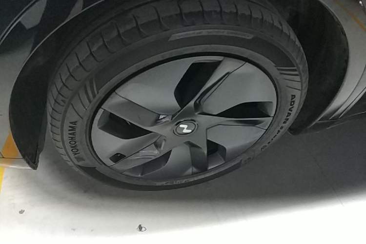 Used ONVO L60 2024 60 kWh Rear-Drive Version Exterior 4