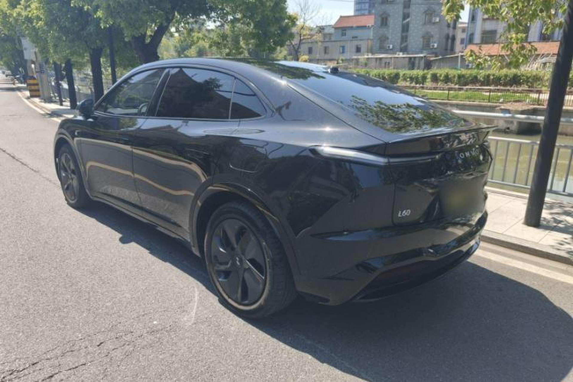 Used ONVO L60 2024 60 kWh Rear-Drive Version Exterior 4