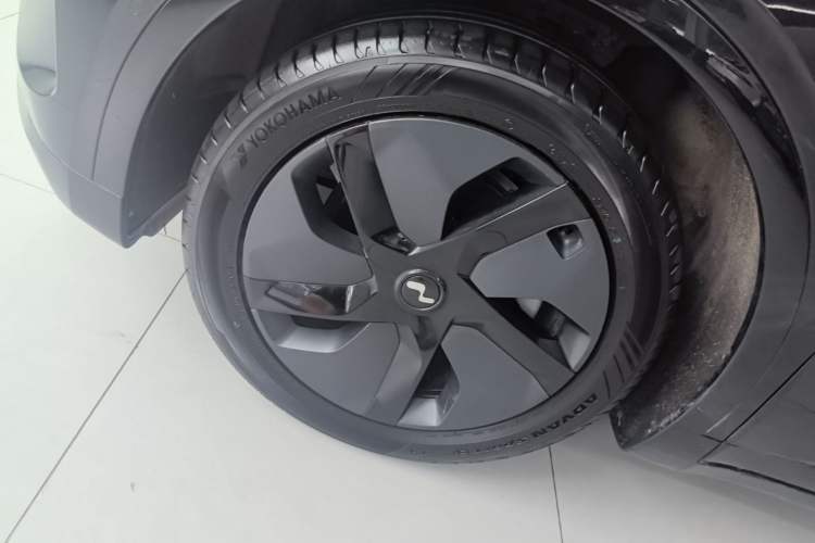 Used ONVO L60 2024 60 kWh Rear-Drive Version Exterior 4