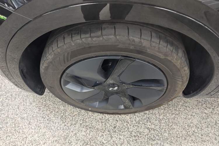 Used ONVO L60 2024 60 kWh Rear-Drive Version Exterior 4