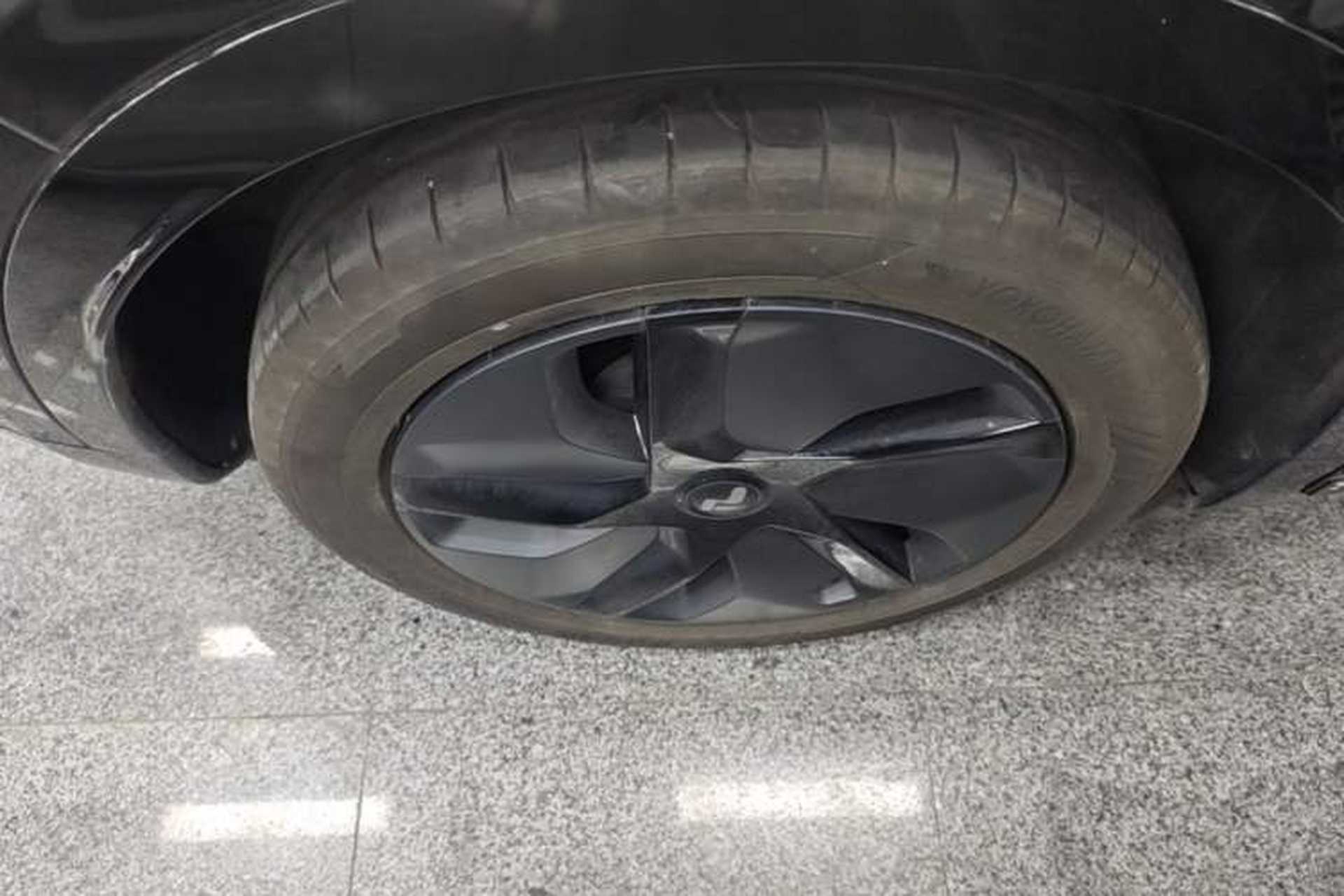 Used ONVO L60 2024 60 kWh Rear-Drive Version Exterior 5