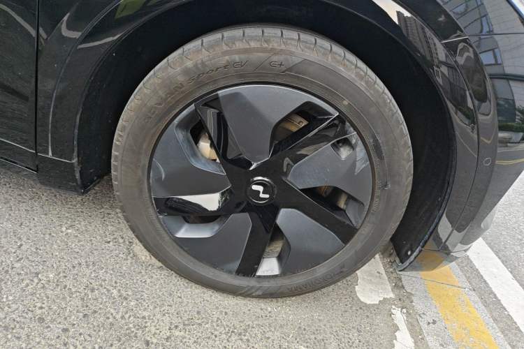 Used ONVO L60 2024 60 kWh Rear-Drive Version Exterior 7