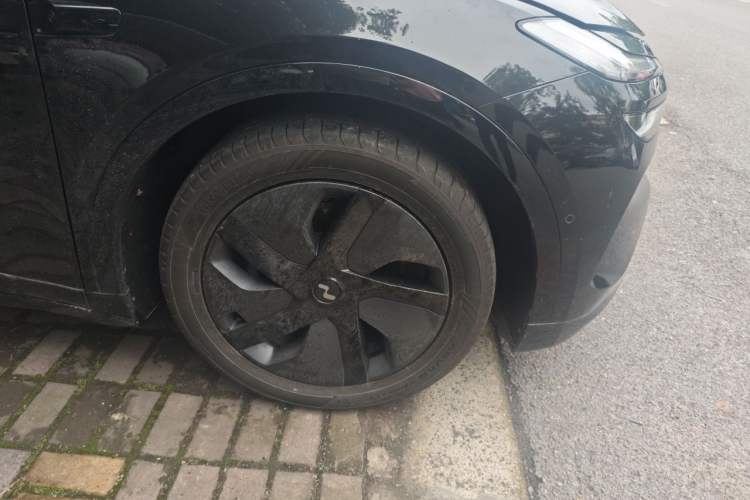 Used ONVO L60 2024 60 kWh Rear-Drive Version Exterior 7