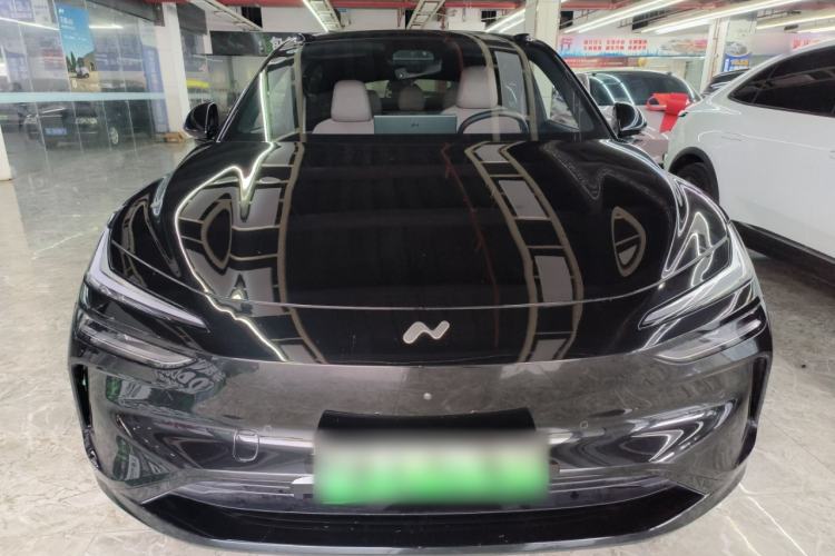 Used ONVO L60 2024 85 kWh Rear-Drive Version Front