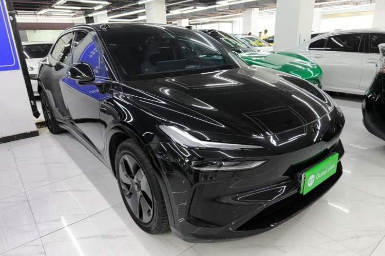Used ONVO L60 2024 60 kWh Rear-Drive Version Front Right 45 Deg