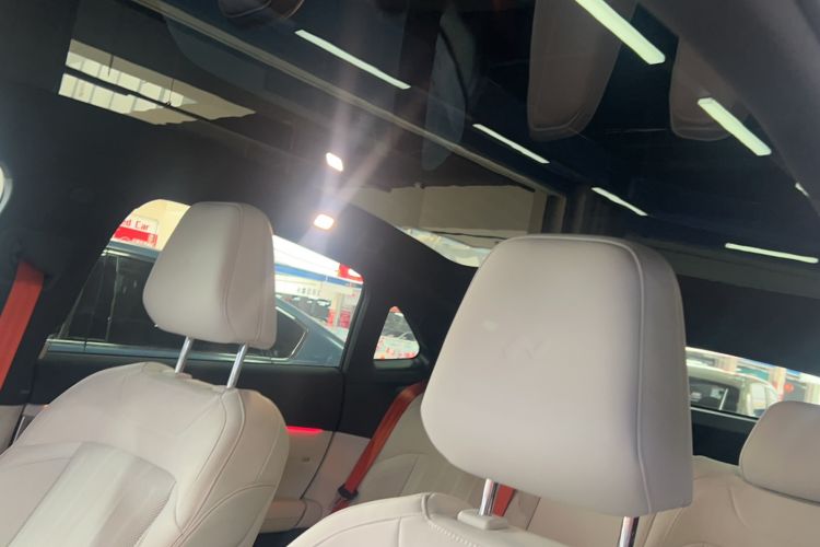Used ONVO L60 2024 60 kWh Rear-Drive Version Headliner