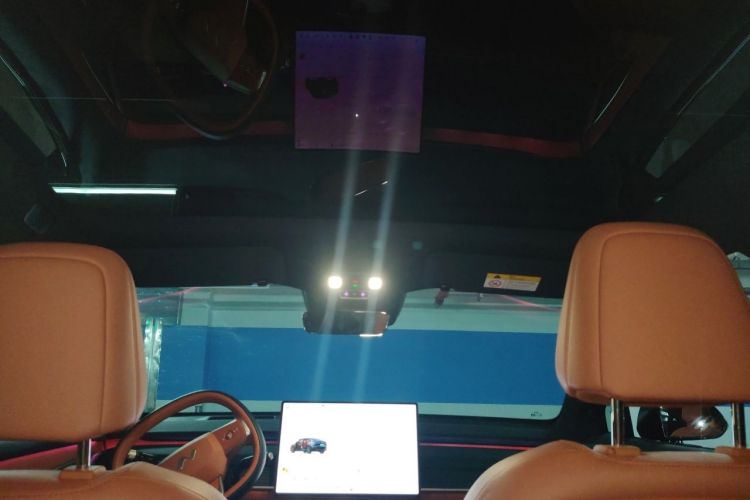 Used ONVO L60 2024 60 kWh Rear-Drive Version Headliner