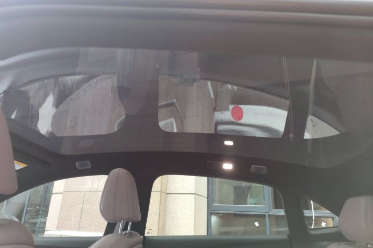 Used ONVO L60 2024 60 kWh Rear-Drive Version Headliner