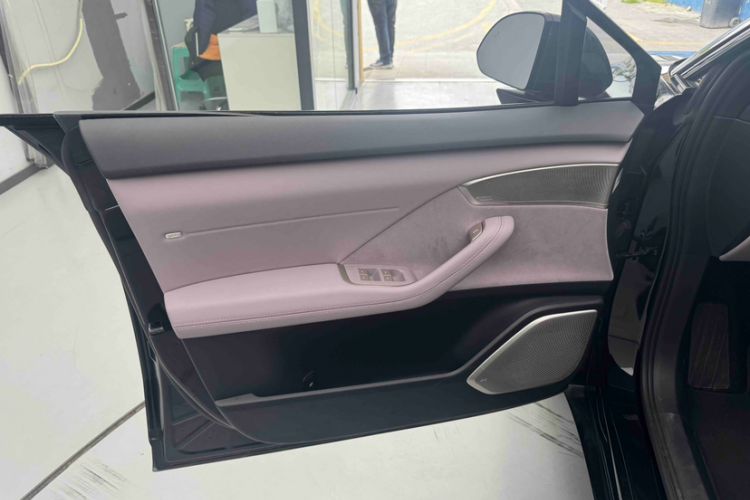 Used ONVO L60 2024 60 kWh Rear-Drive Version Interior 1