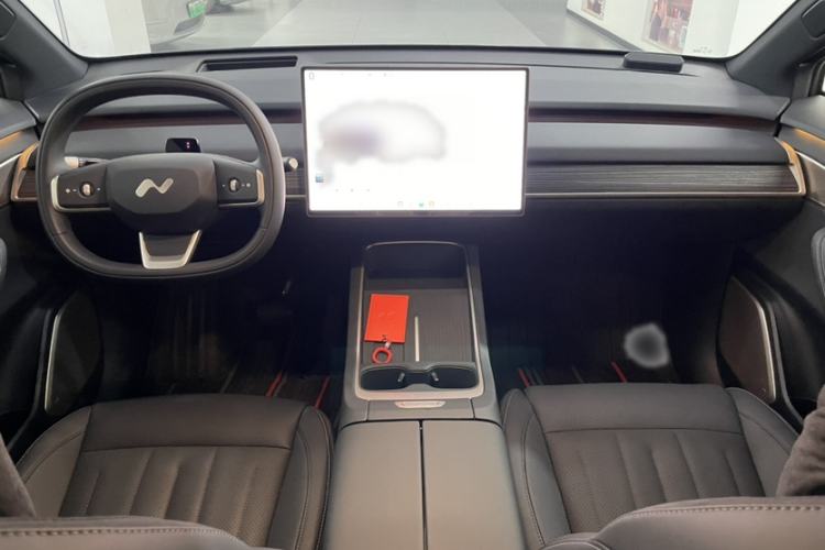 Used ONVO L60 2024 85 kWh All-Wheel Drive Interior 1