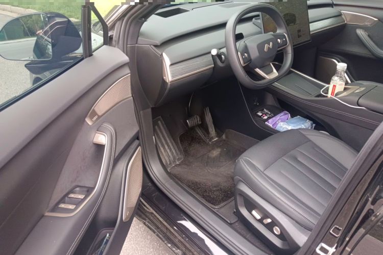 Used ONVO L60 2024 60 kWh All-Wheel Drive Interior 3