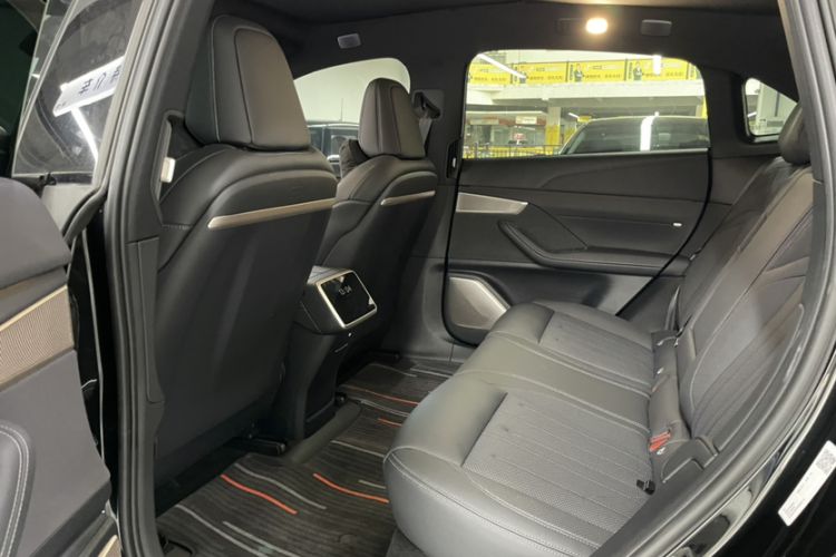 Used ONVO L60 2024 85 kWh All-Wheel Drive Interior 6