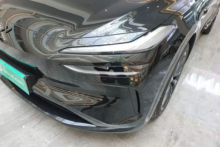 Used ONVO L60 2024 60 kWh Rear-Drive Version Left Front Headlight