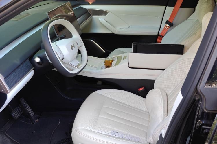 Used ONVO L60 2024 60 kWh Rear-Drive Version Left Front Seat
