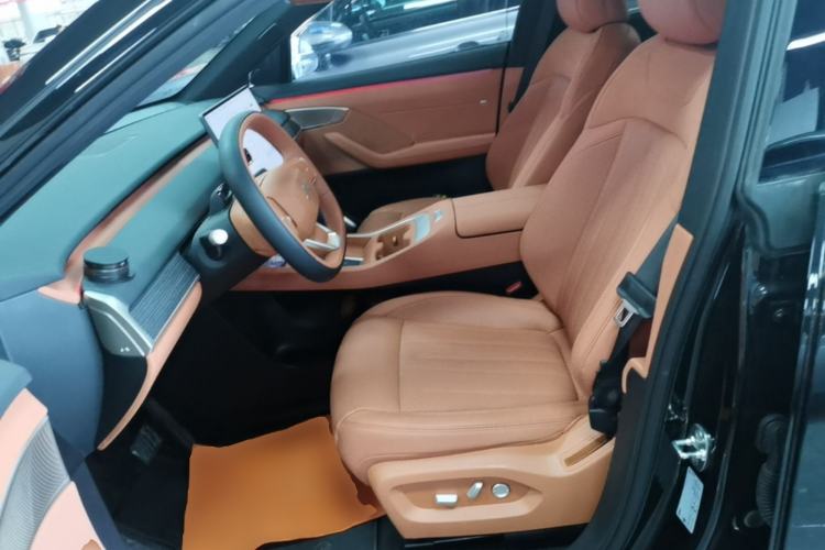Used ONVO L60 2024 60 kWh Rear-Drive Version Left Front Seat