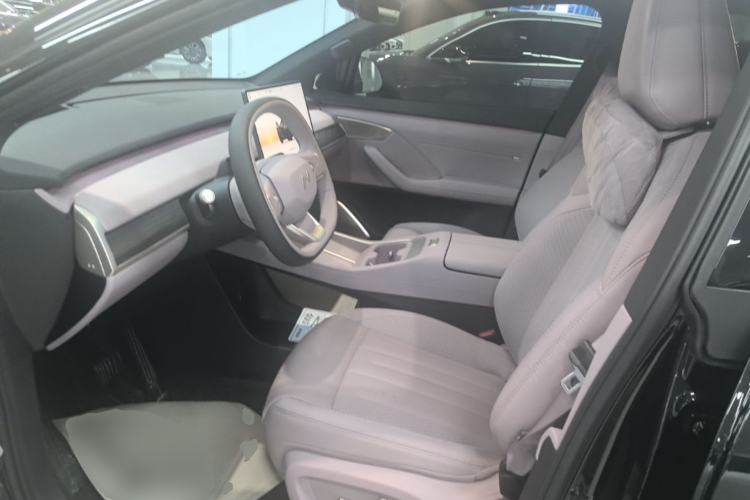 Used ONVO L60 2024 60 kWh Rear-Drive Version Left Front Seat
