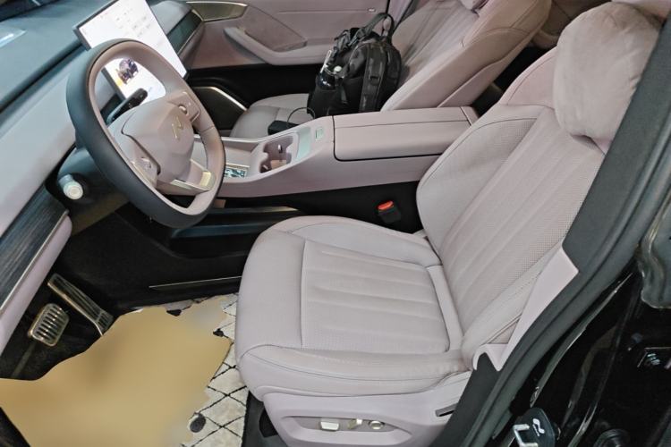 Used ONVO L60 2024 60 kWh Rear-Drive Version Left Front Seat