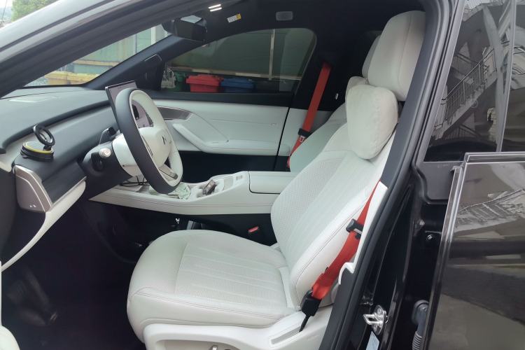Used ONVO L60 2024 60 kWh Rear-Drive Version Left Front Seat