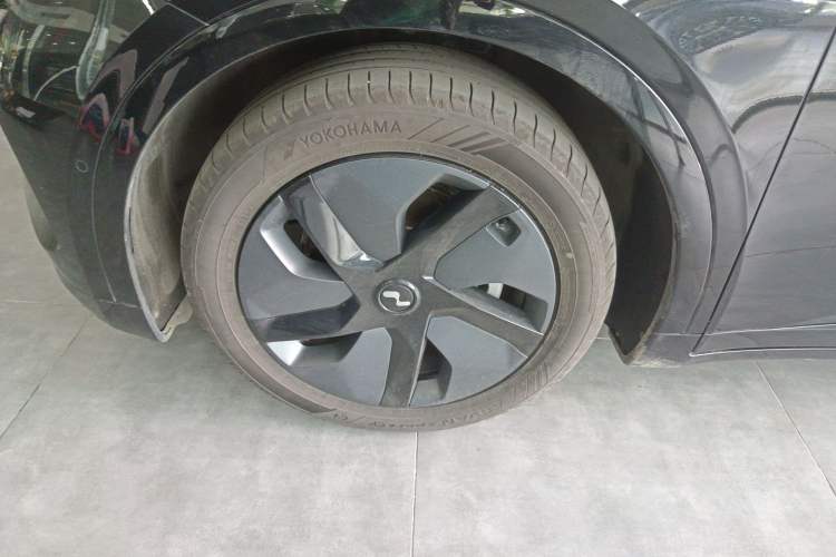 Used ONVO L60 2024 60 kWh Rear-Drive Version Left Front Wheel Hub