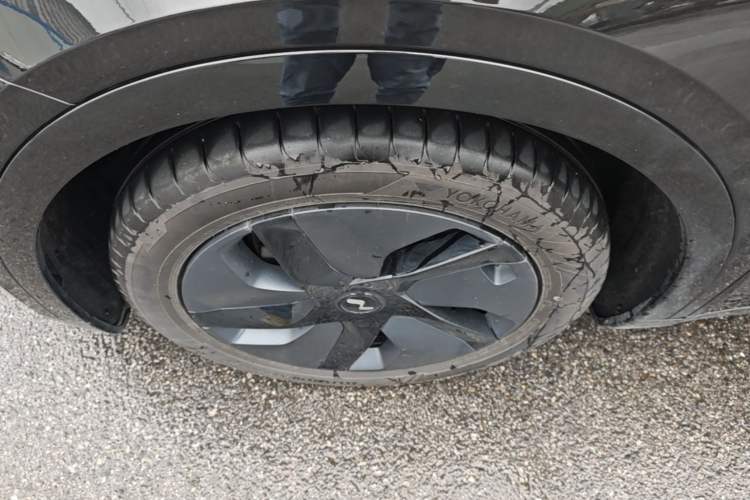 Used ONVO L60 2024 60 kWh Rear-Drive Version Left Front Wheel Hub