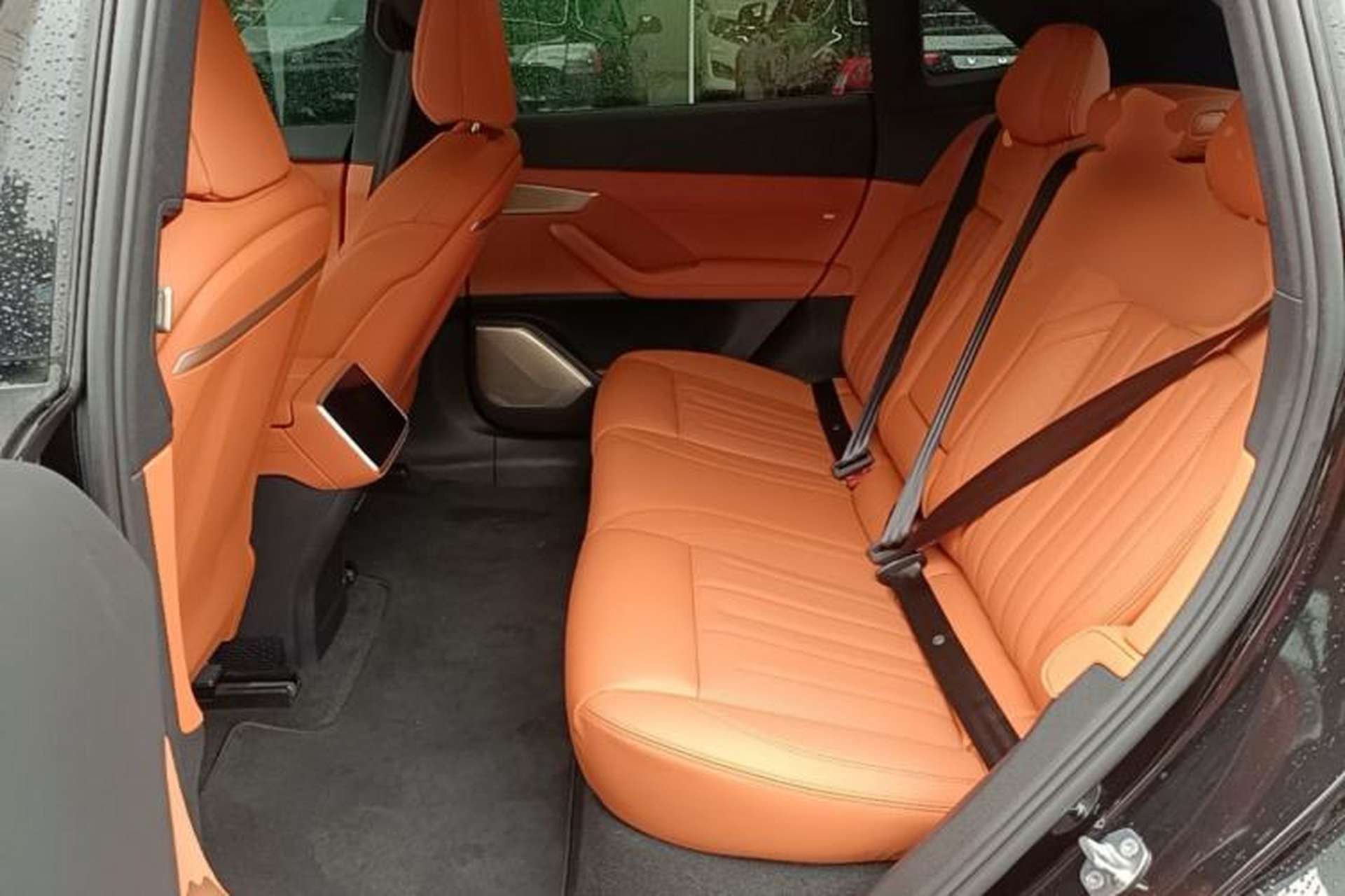 Used ONVO L60 2024 60 kWh All-Wheel Drive Left Rear Seat