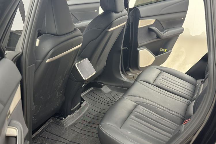 Used ONVO L60 2024 60 kWh Rear-Drive Version Left Rear Seat